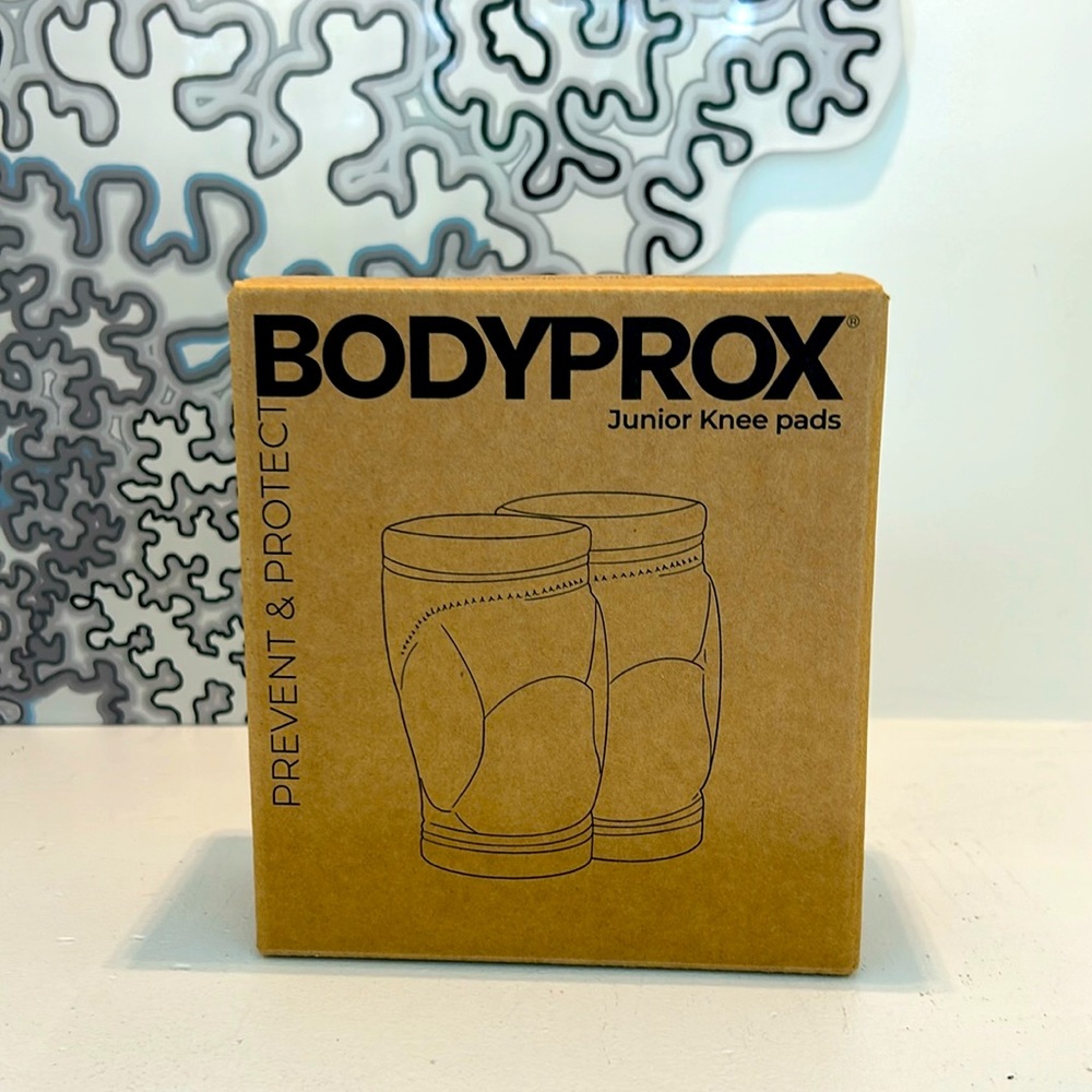 New, Bodyprox junior knee pads